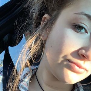 Meet your Posher, Mackenzie